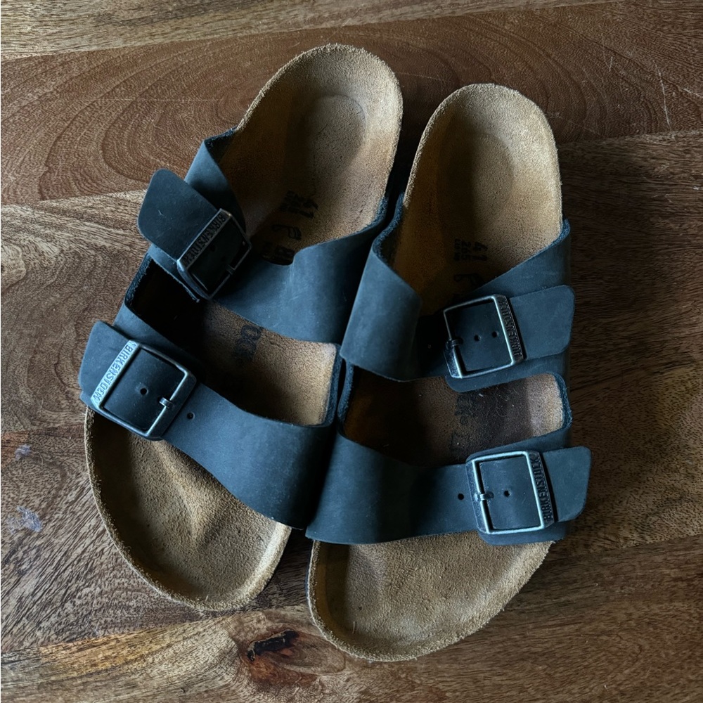 Arizona Birkenstock sandals— Like new Size: 41 (W 10-10.5 M8-8.5)